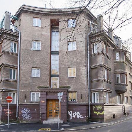 Apartment Peegel In City Center Free Parking Reval Esterno foto